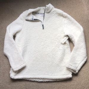 White Pullover